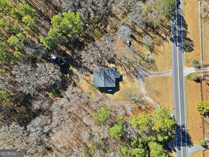 Property Photo: 8176 E Highway 5 GA 30185