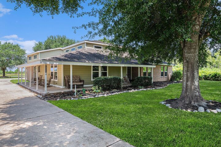 Property Photo:  7403 Falcon Drive  TX 77423 