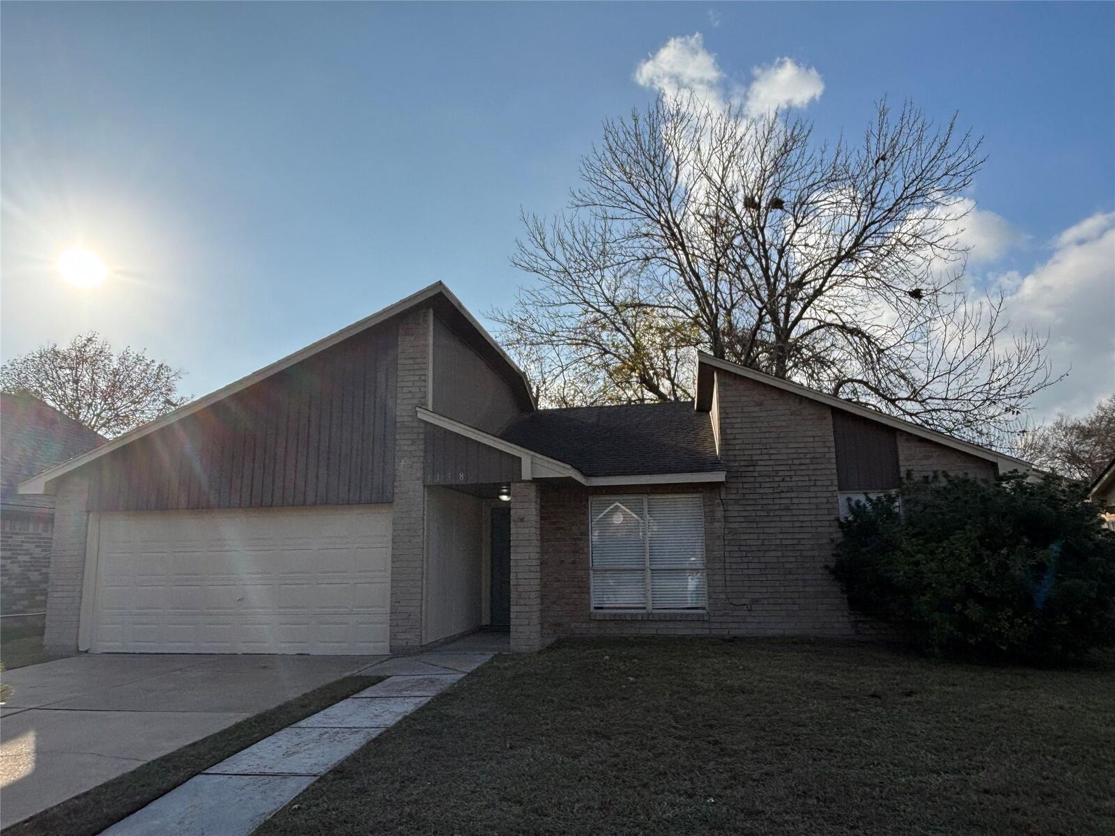 Property Photo: 1138 Oxford Drive TX 77584