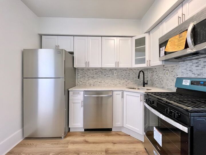 Property Photo:  212 15th St 6  NJ 07310 