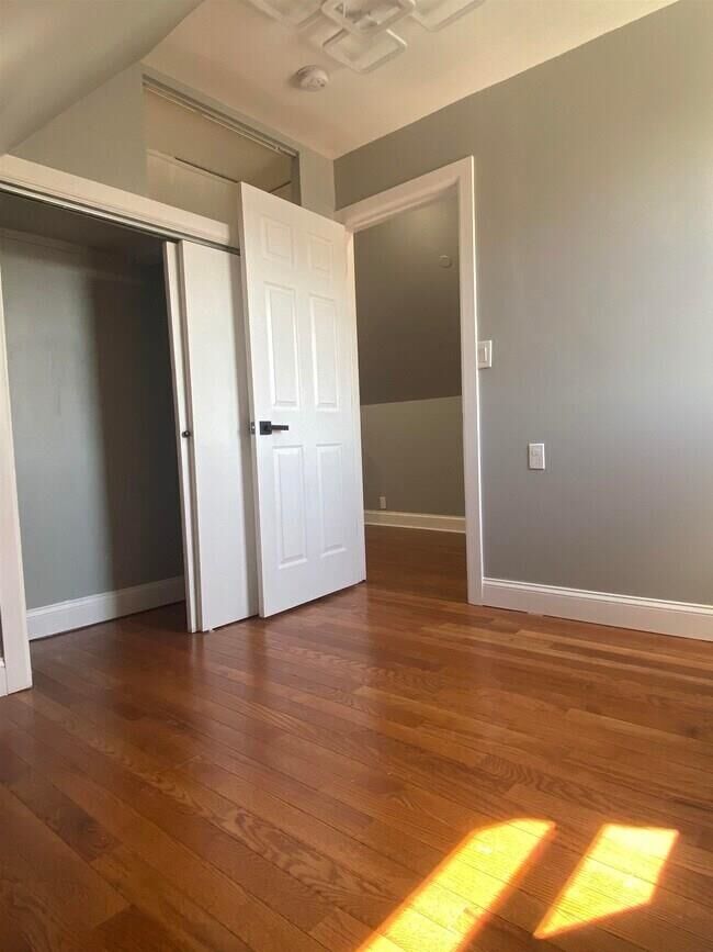 Property Photo:  24 W 35th St 4  NJ 07002 