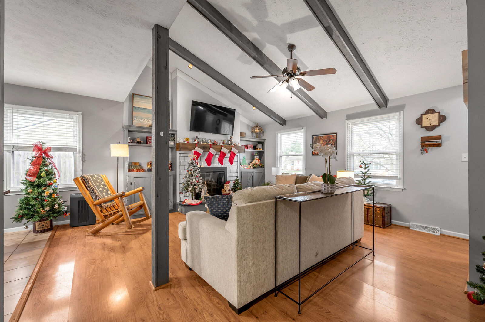 Property Photo:  1136 Bay Meadows Drive  KY 40514 