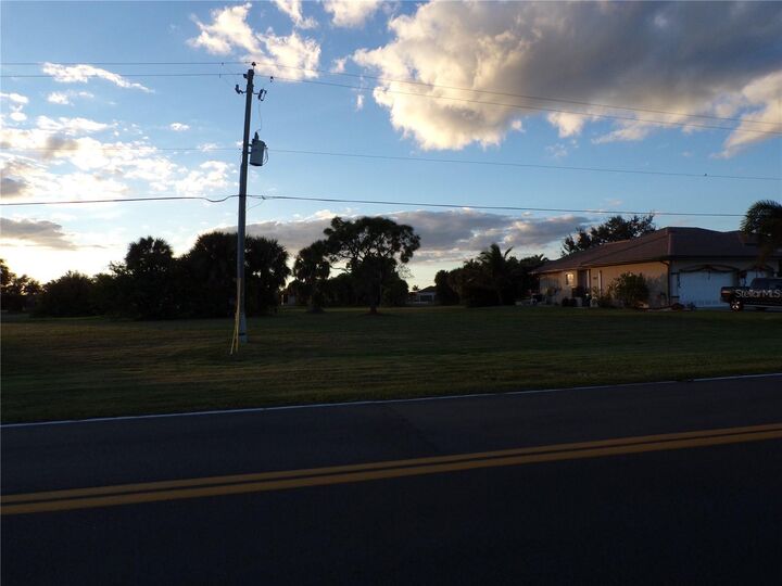 Property Photo:  17159 Cape Horn Boulevard  FL 33955 