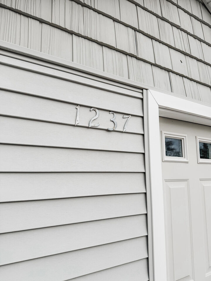 Property Photo:  1237 Grant Street  MI 49417 