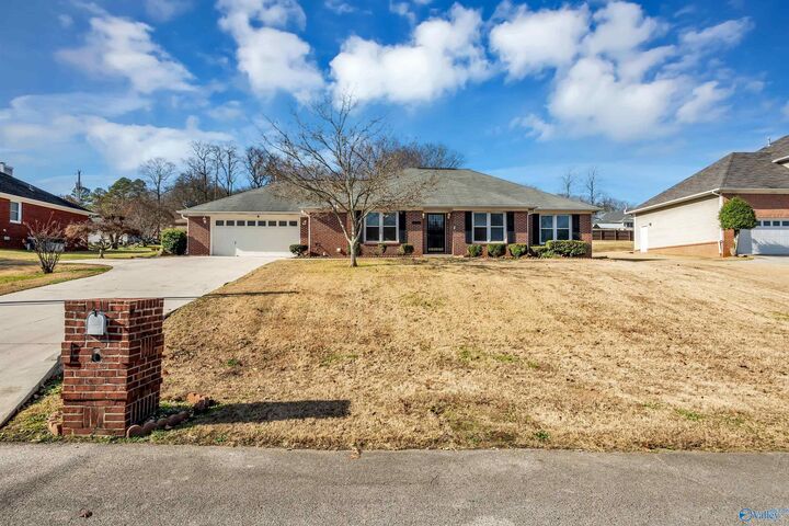 Property Photo: 212 Warfe Court AL 35810