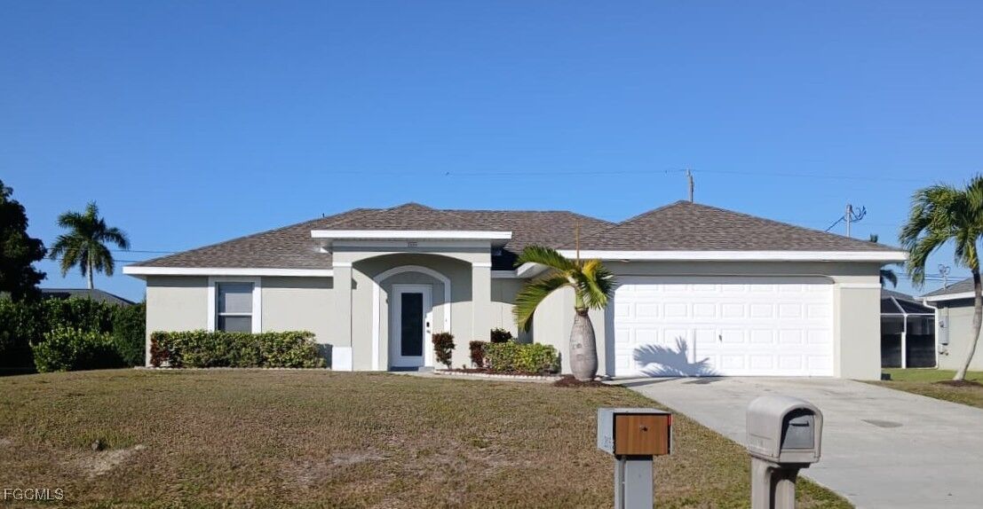 Property Photo:  2604 SW 9th Place  FL 33914 
