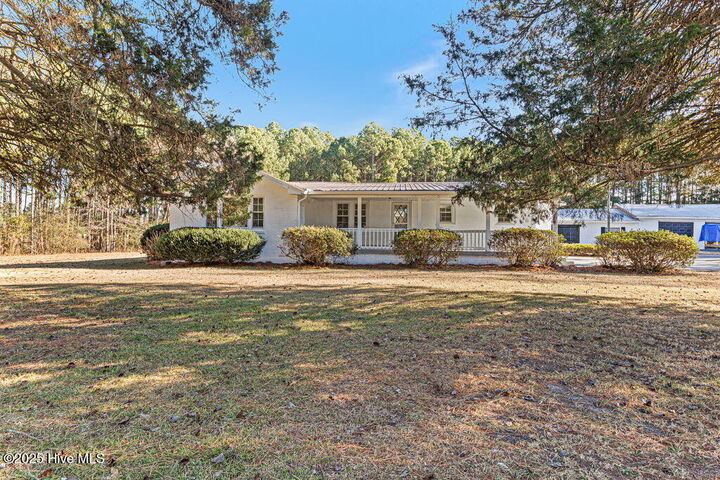Property Photo: 447 T Johnson Road NC 28327