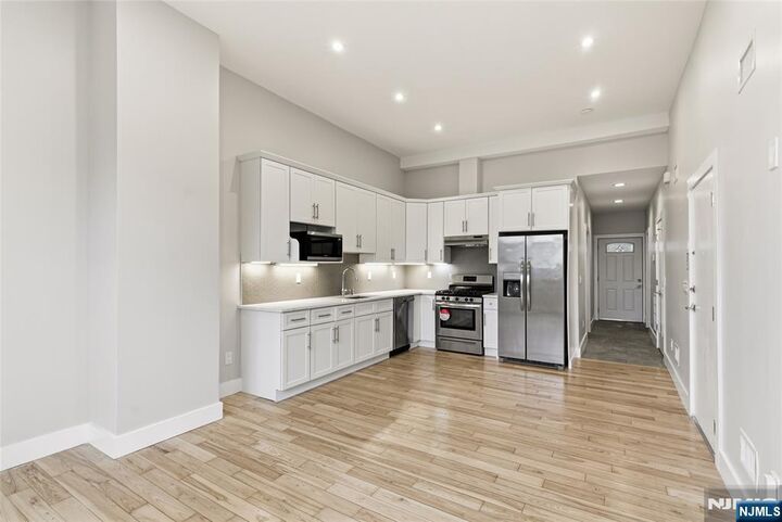 Property Photo:  12 Dempsey Avenue A  NJ 07020 