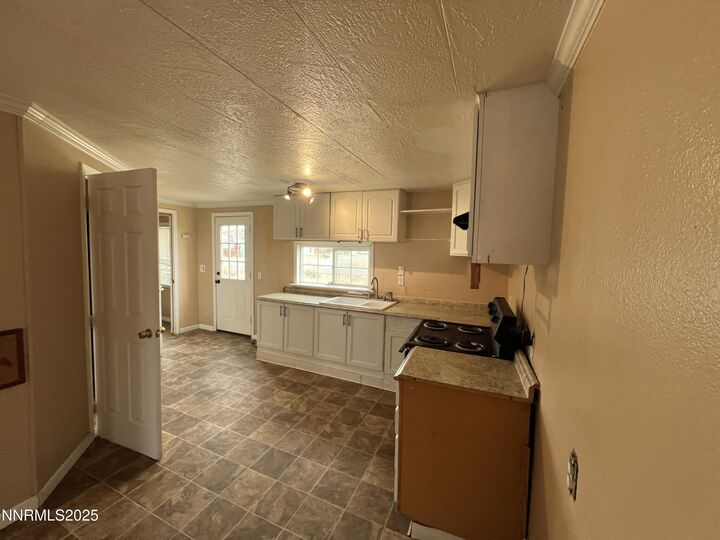 Property Photo: 4080 Goldfinch Drive NV 89508