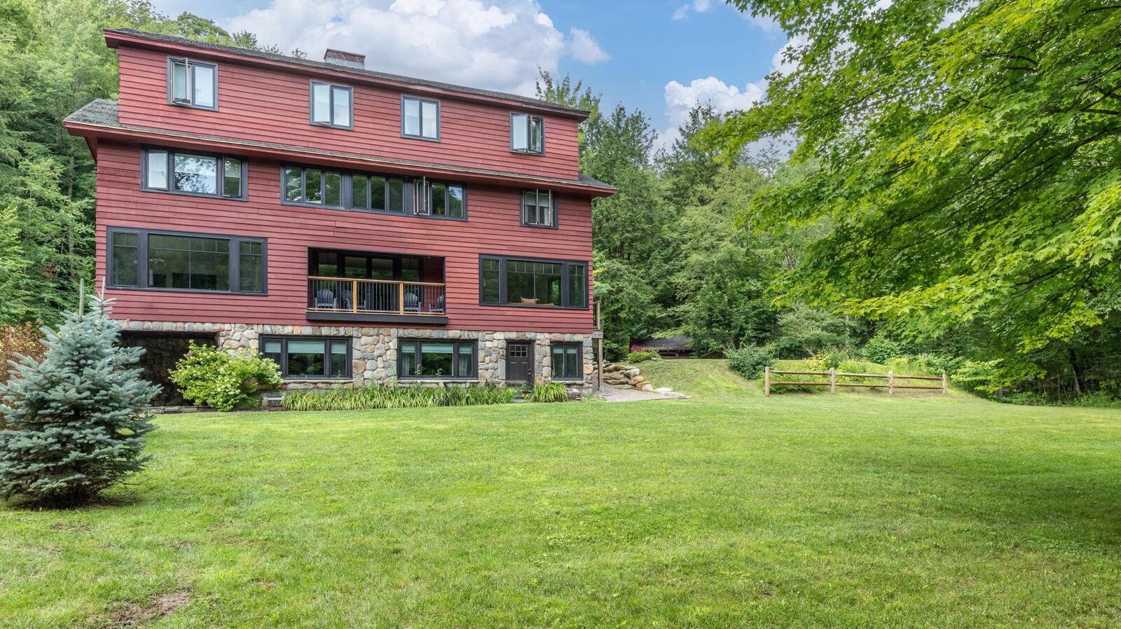 Property Photo:  56 Turner Mill Lane  VT 05672 