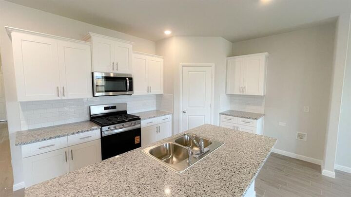 Property Photo:  4336 Bower Hill Drive  TX 76036 