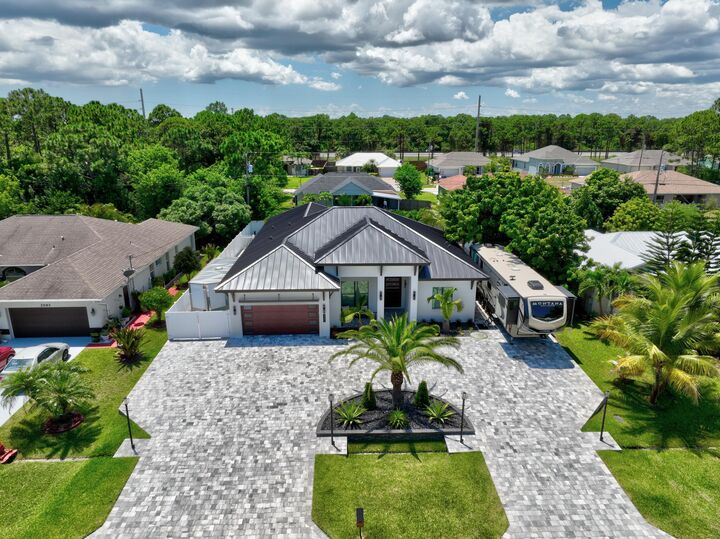 Property Photo:  3291 SE West Snow Road  FL 34984 