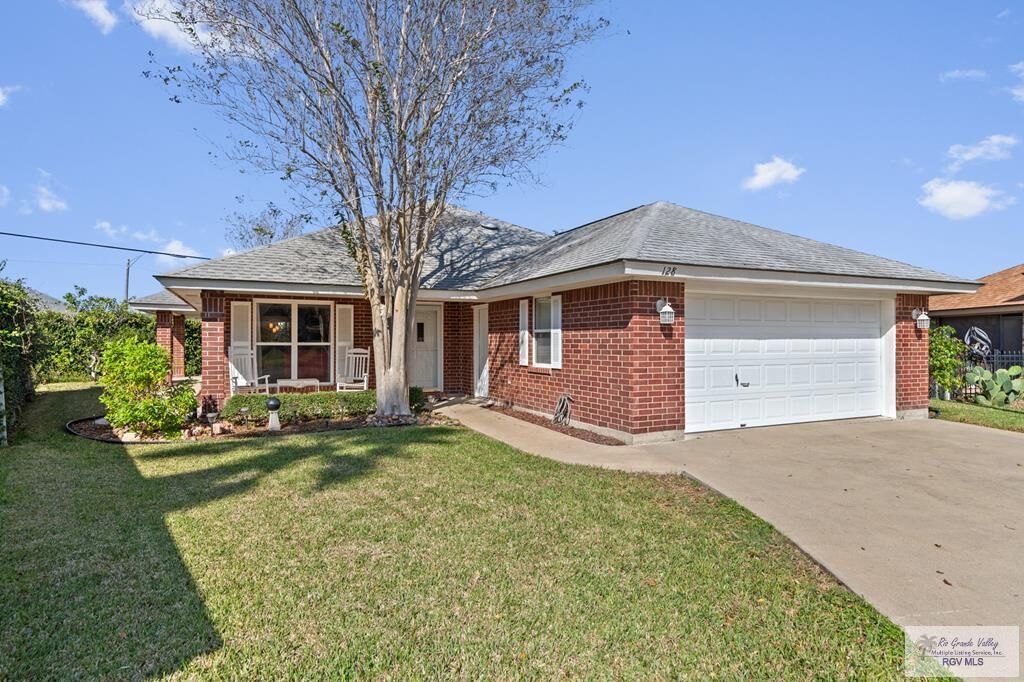 Property Photo:  128 Willow Cir  TX 78550 