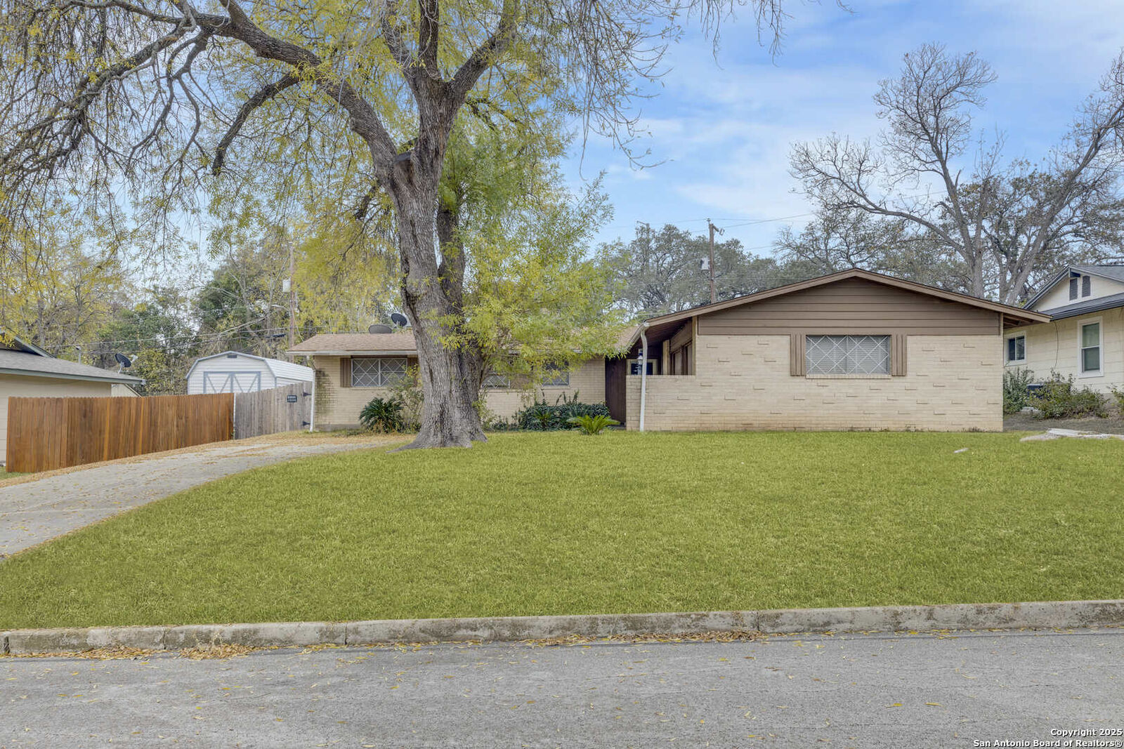 Property Photo: 5906 Gabor TX 78240