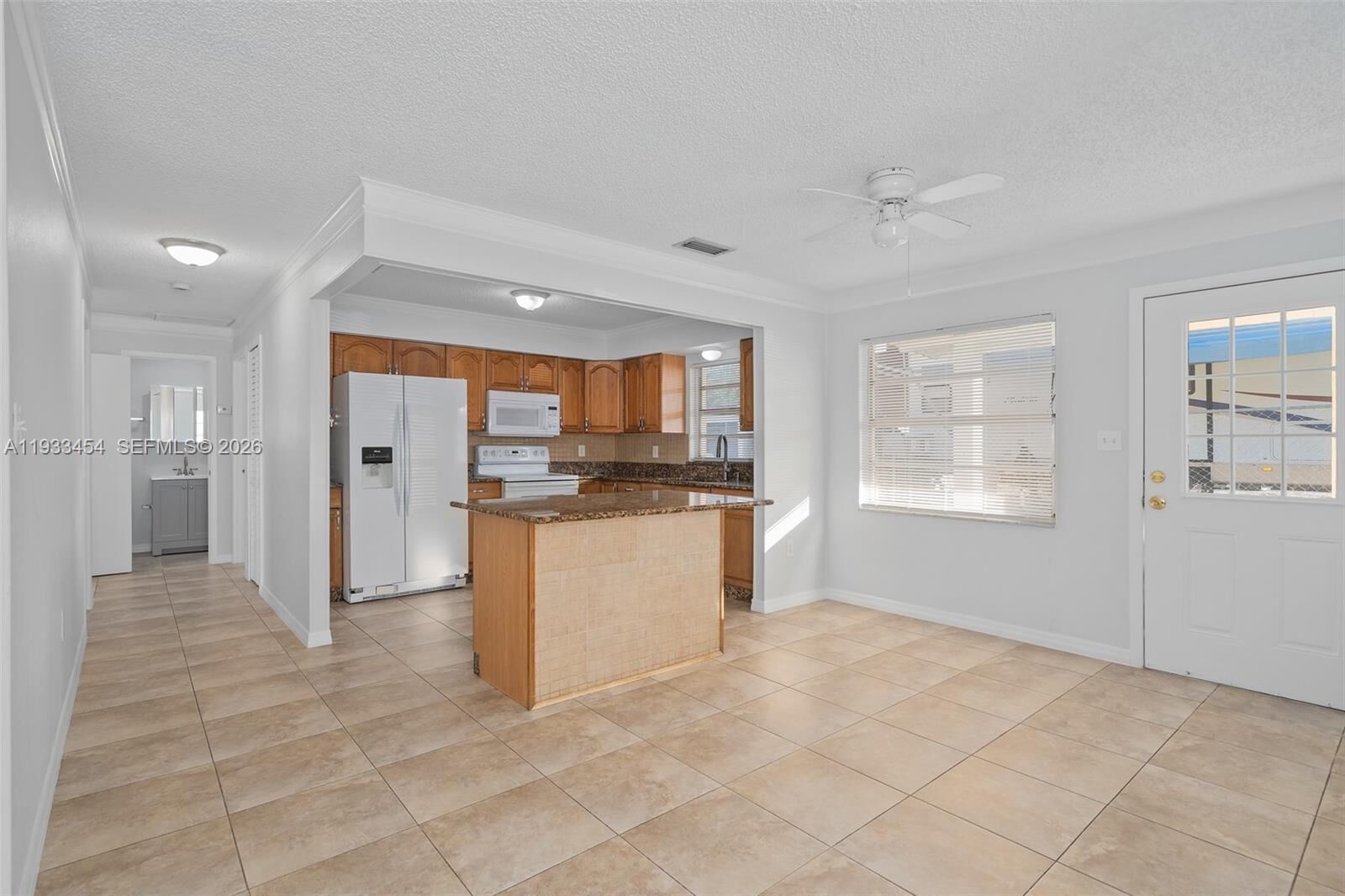 Property Photo:  1705 State Road 37 S  FL 33860 