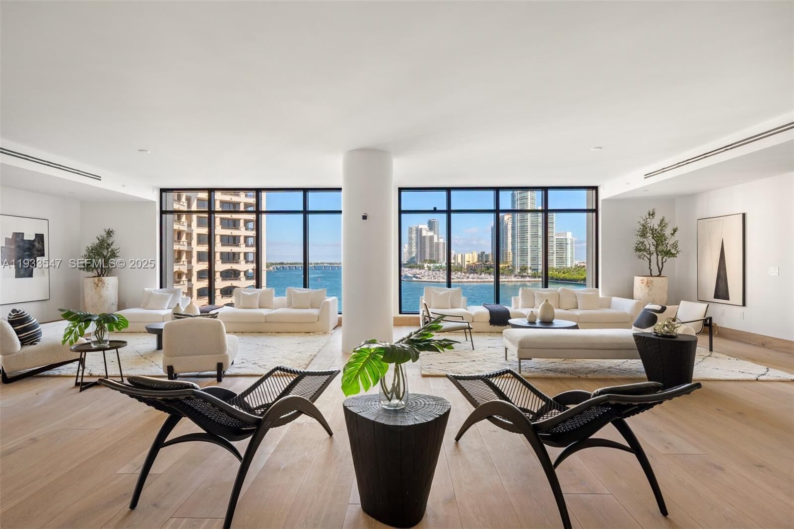 Property Photo: 7061 Fisher Island Dr 7061 FL 33109