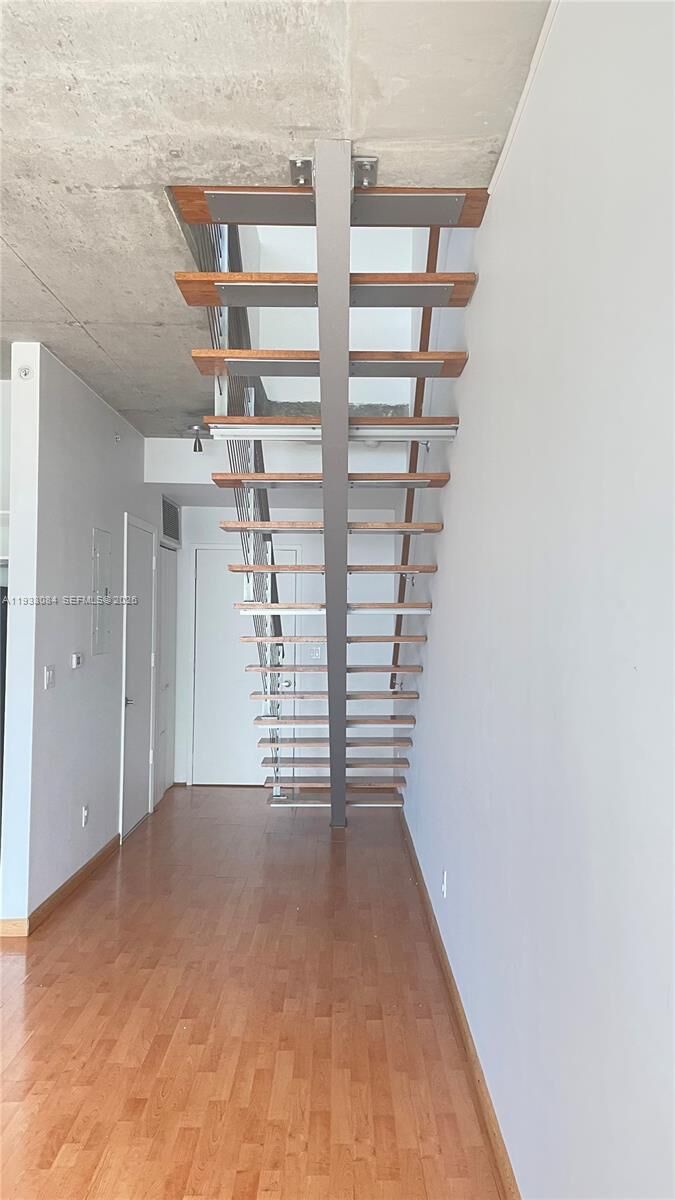 Property Photo:  690 SW 1st Ct 1724  FL 33130 