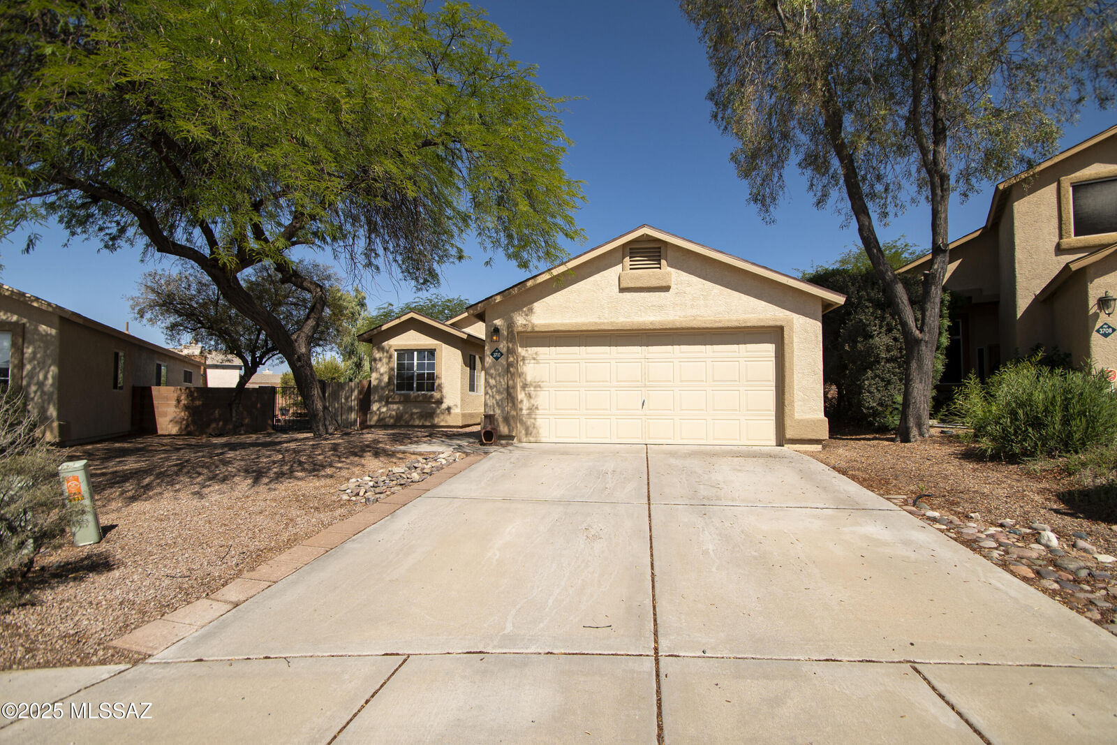 Property Photo:  3710 W Sunbright Drive  AZ 85742 