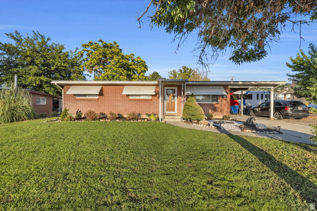 Property Photo:  366 N 175 E  UT 84054 