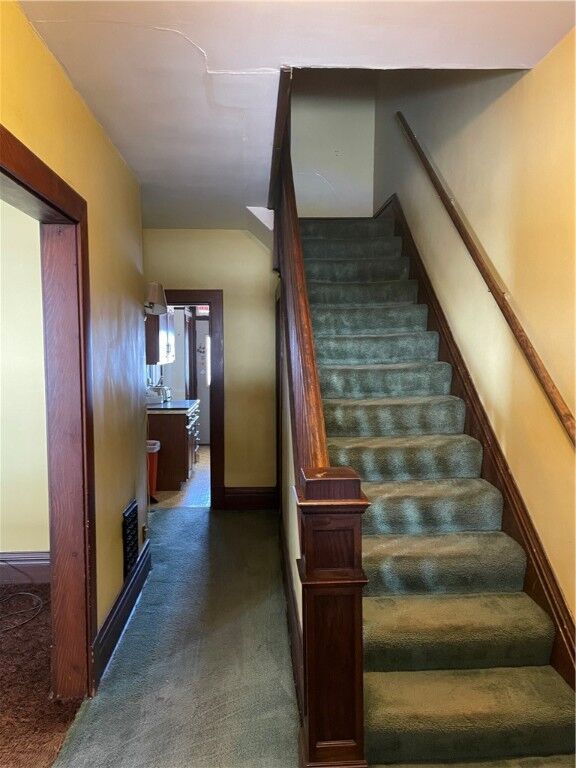 Property Photo: 832 Thompson PA 15033