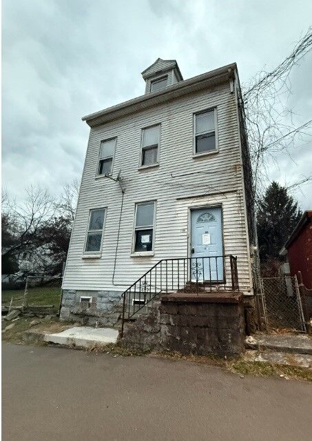 Property Photo:  1308 Jawett St  PA 15212 