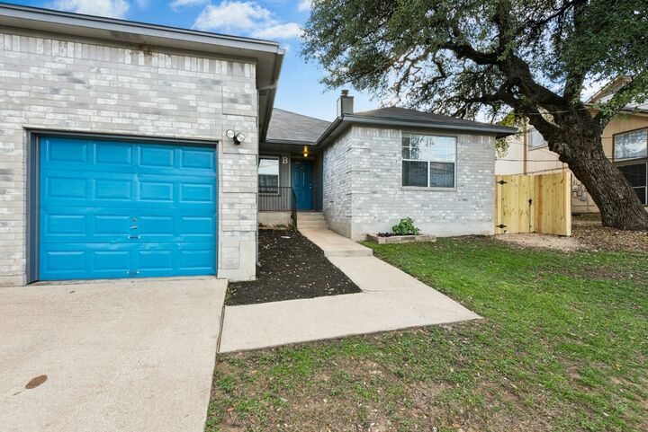Property Photo:  7209 Oak Meadow Drive B  TX 78736 