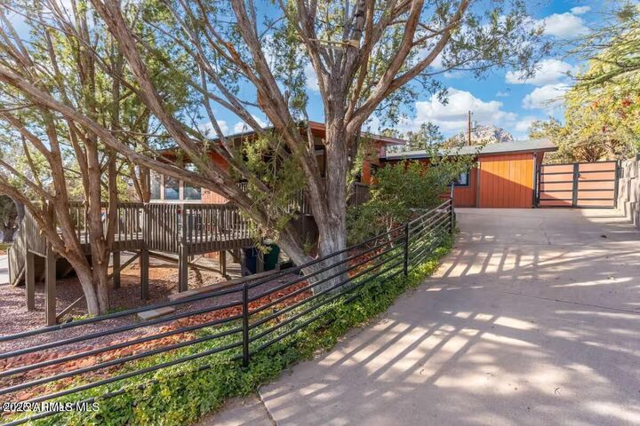 Property Photo:  1960 Iris Lane  AZ 86336 