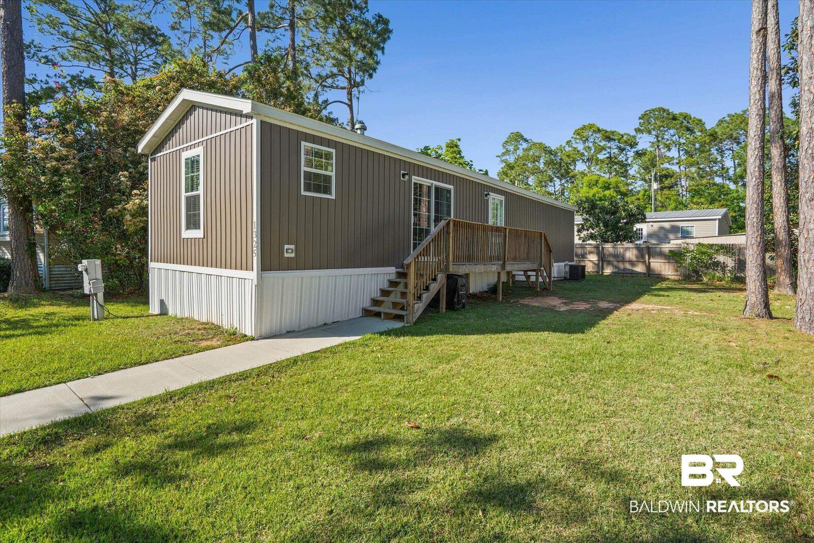 Property Photo:  1325 Ridgewood Drive  AL 36549 