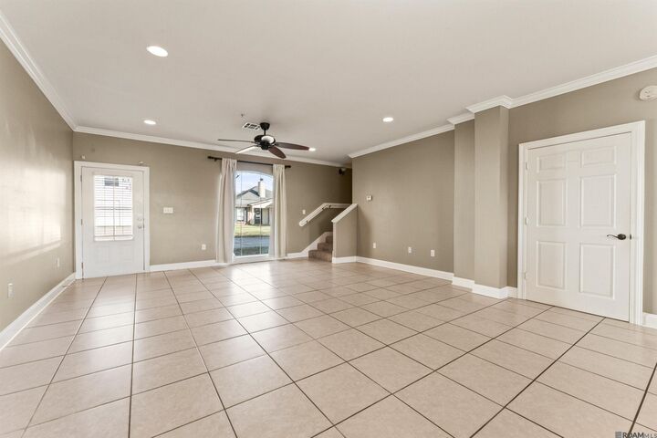 Property Photo:  1502 Harwich Dr #E  LA 70820 