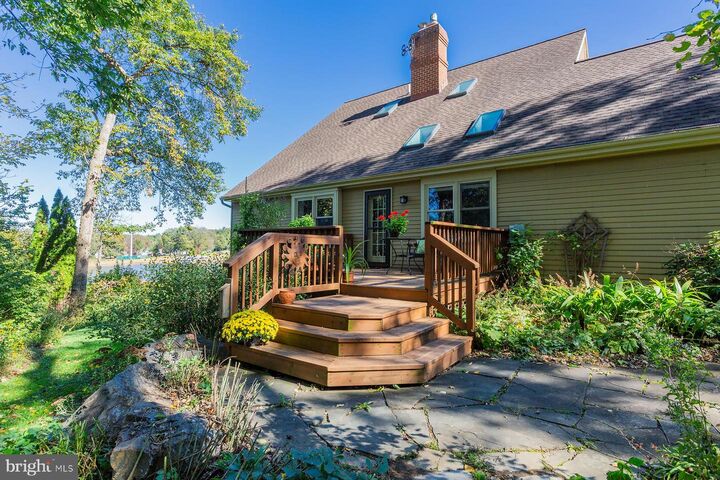 Property Photo: 816 Tarpley Drive PA 17601