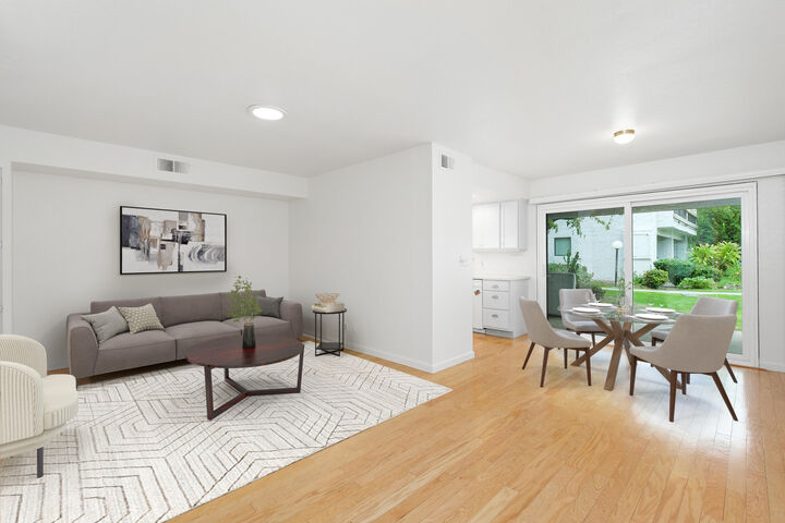 Property Photo:  5125 E Waverly Drive B5  CA 92264 