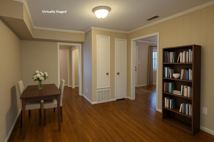 Property Photo: 10 Kennington Dr FL 32507