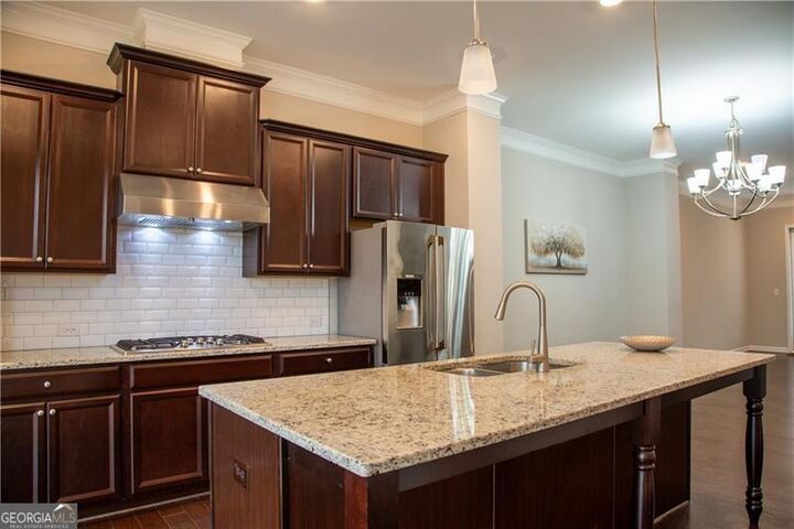 Property Photo:  753 Topsail Lane  GA 30005 