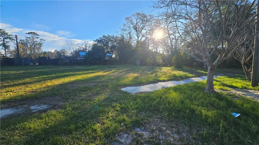 Property Photo:  907 Mary Street  GA 31503 
