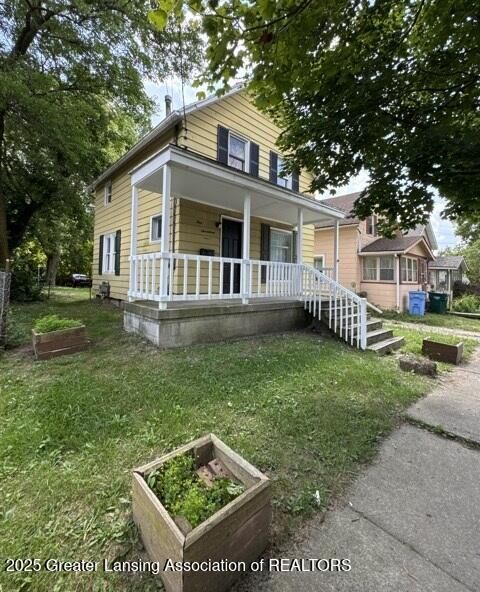 Property Photo:  517 S Clemens Avenue  MI 48912 