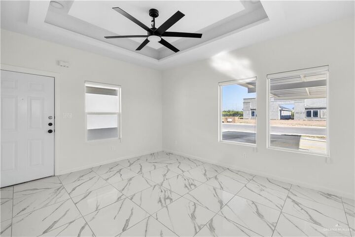 Property Photo:  1305 N Aryana Avenue  TX 78542 