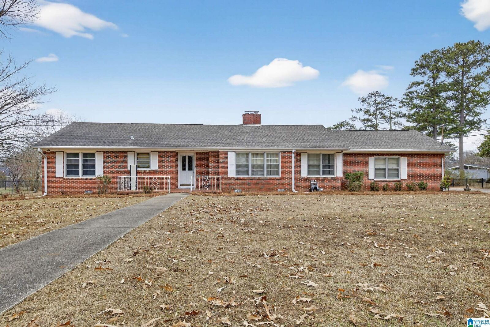 Property Photo:  610 6th Avenue  AL 36265 