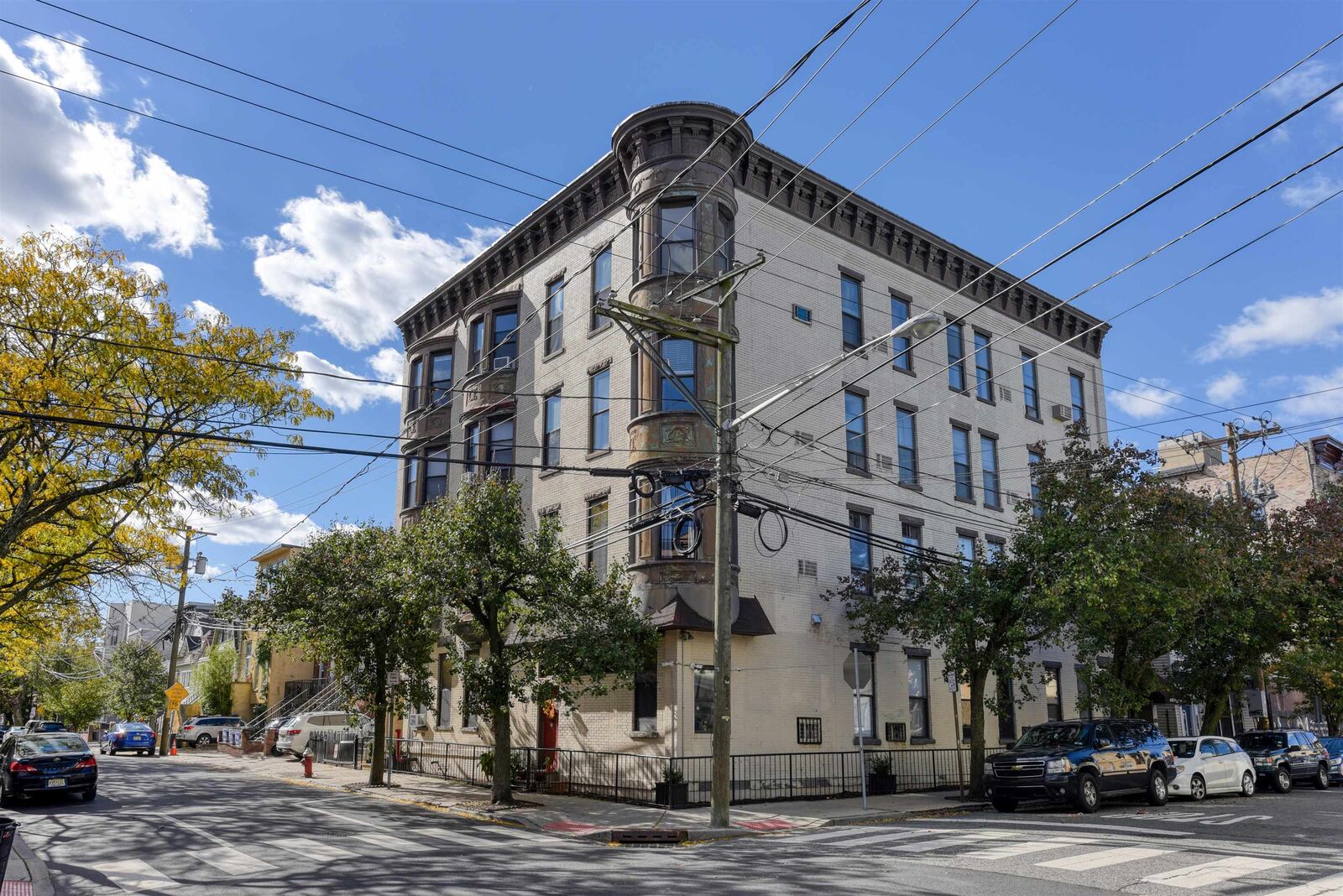 Property Photo: 193 Ogden Ave 4B NJ 07307