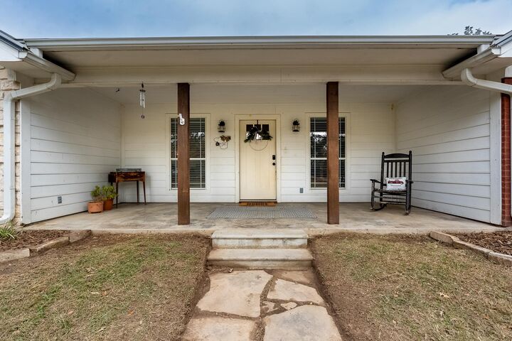 Property Photo:  1934 Silk Tree Rd  TX 75645-7706 