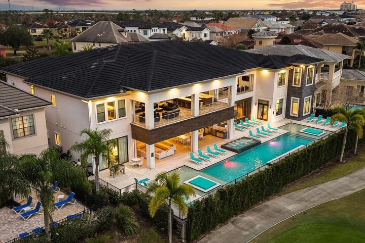 Property Photo: 350 Muirfield Loop FL 34747