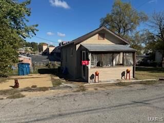 Property Photo:  717 Bartolet Avenue  MO 63125 