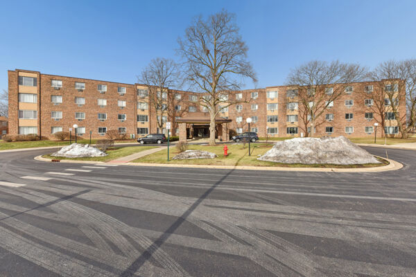 Property Photo:  1880 Bonnie Lane 416  IL 60169 