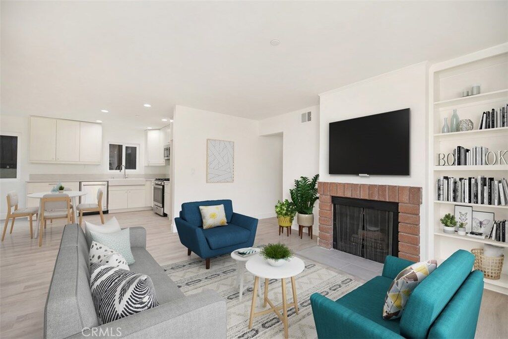 Property Photo:  107 Avenida Rosa #A  CA 92672 