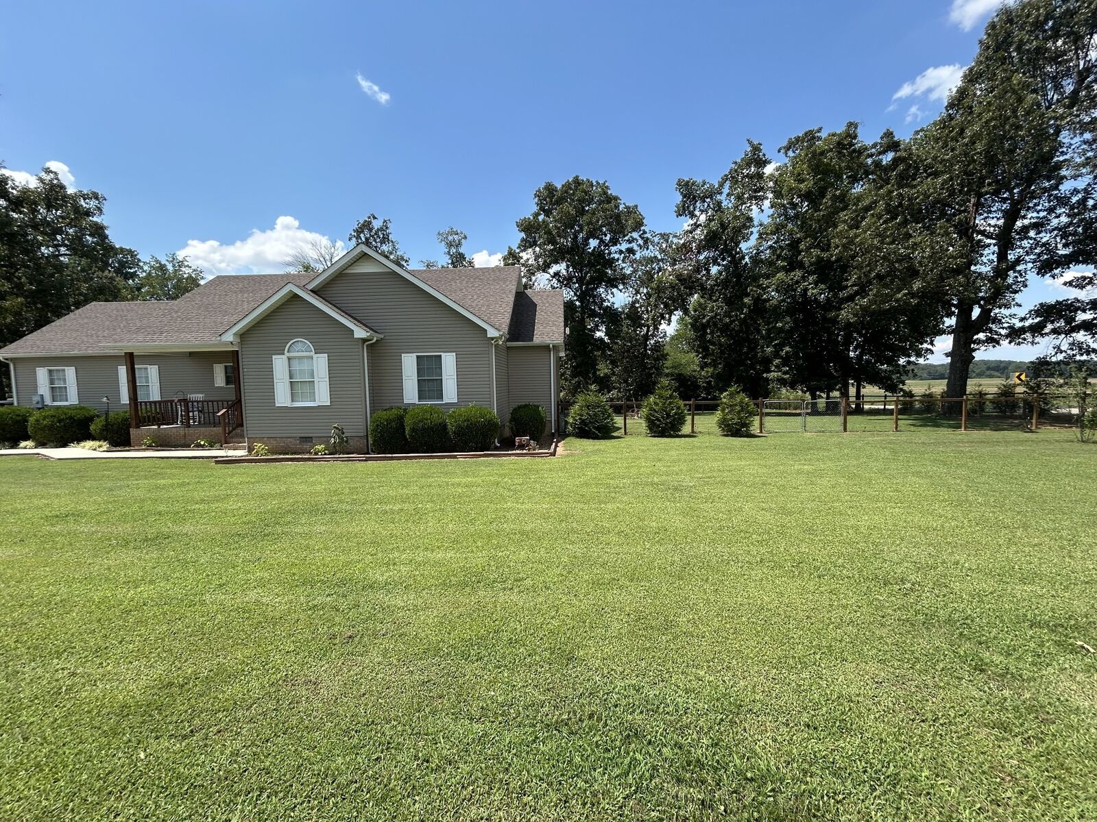 Property Photo:  999 Sherrill Rd  TN 37324 
