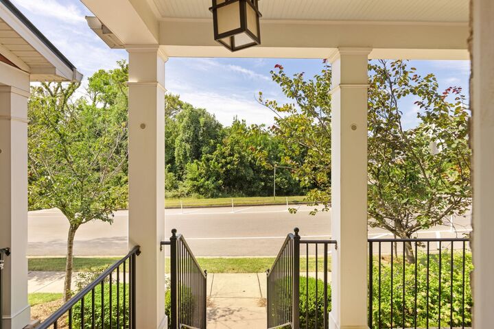 Property Photo:  1936 Grace Point Ln  TN 37135 