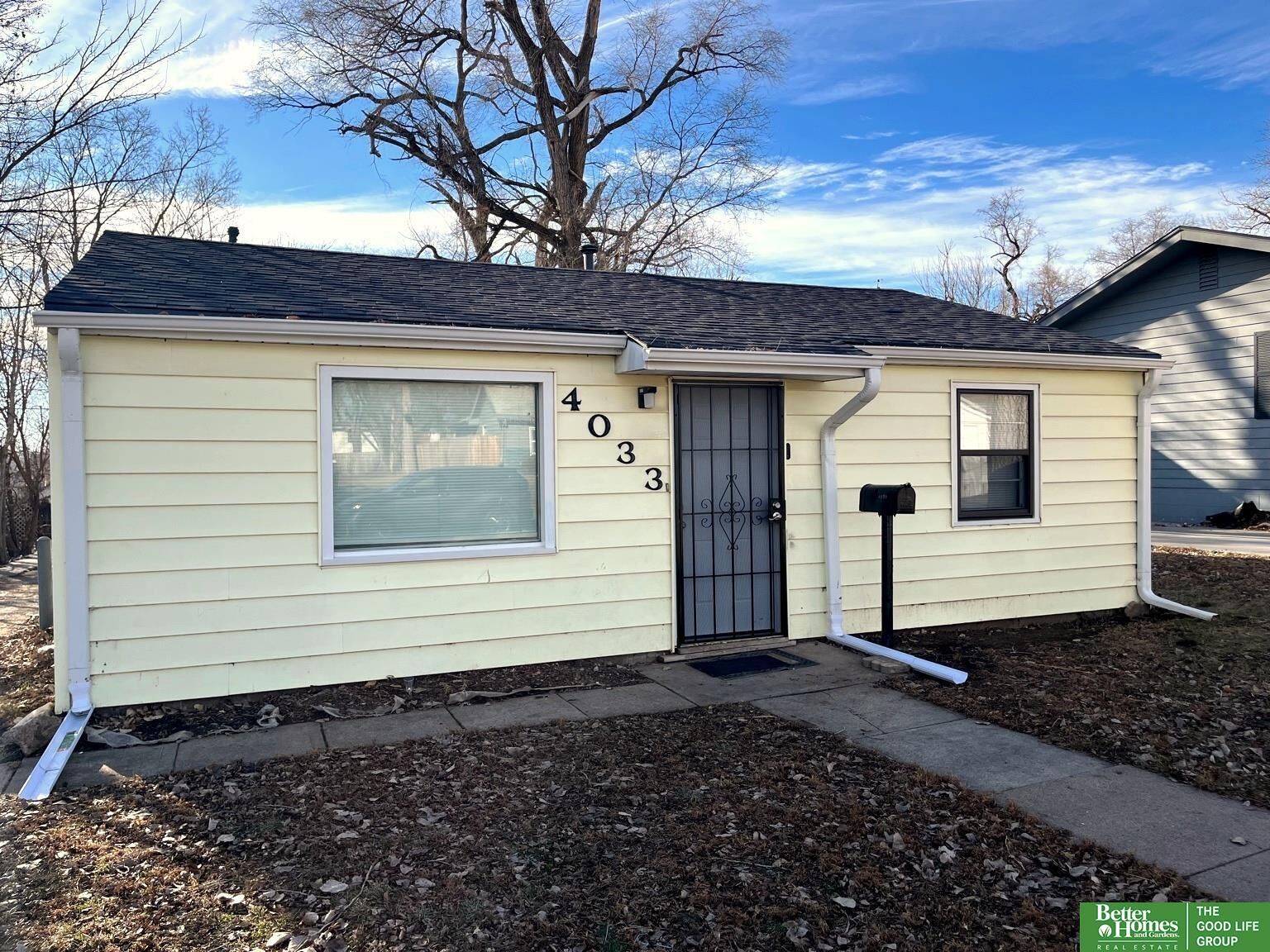 Property Photo: 4033 Crown Point Avenue NE 68111