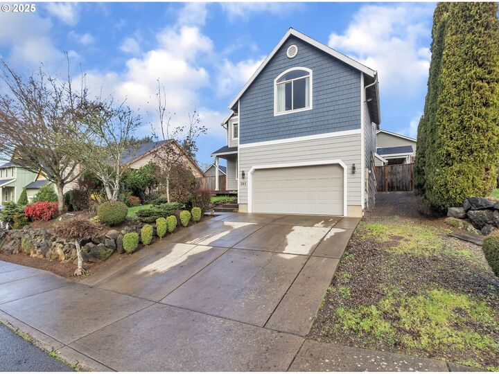 Property Photo:  360 NW 6th St  OR 97396 