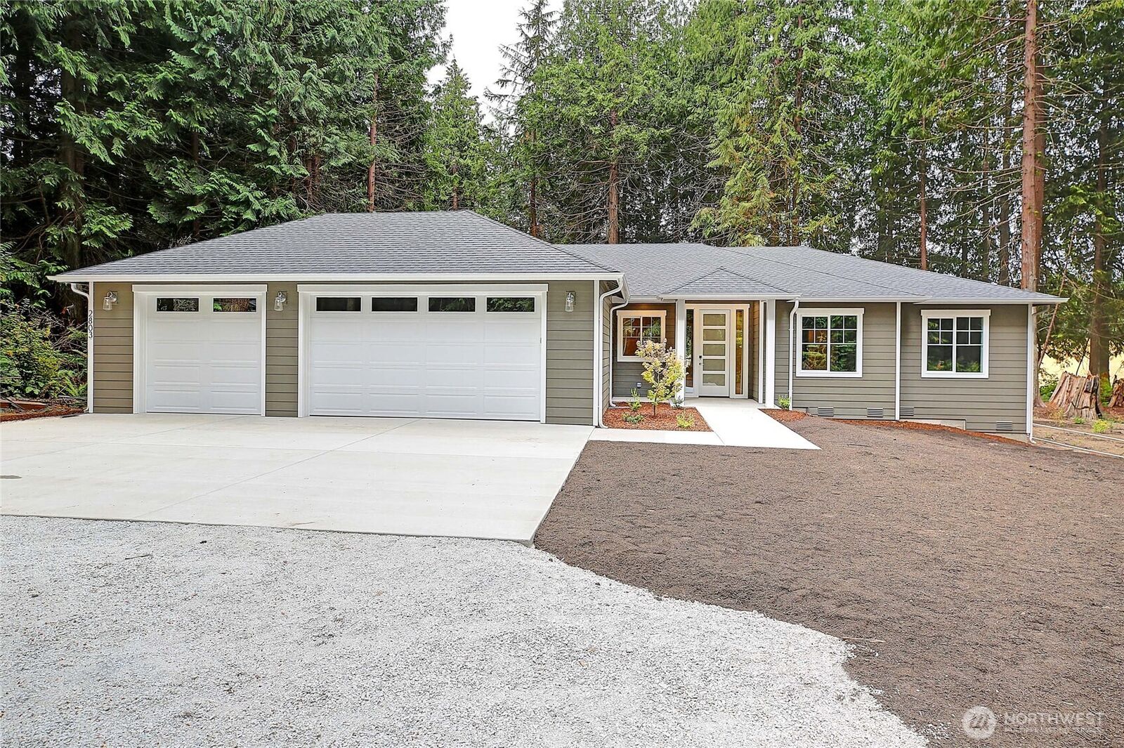 Property Photo:  2802  Park Drive  WA 98282 