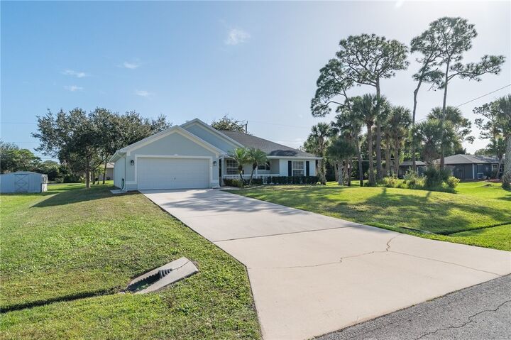 Property Photo:  331 Easy Street  FL 32958 