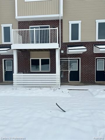 Property Photo: 4849 Parkside Lane MI 48085